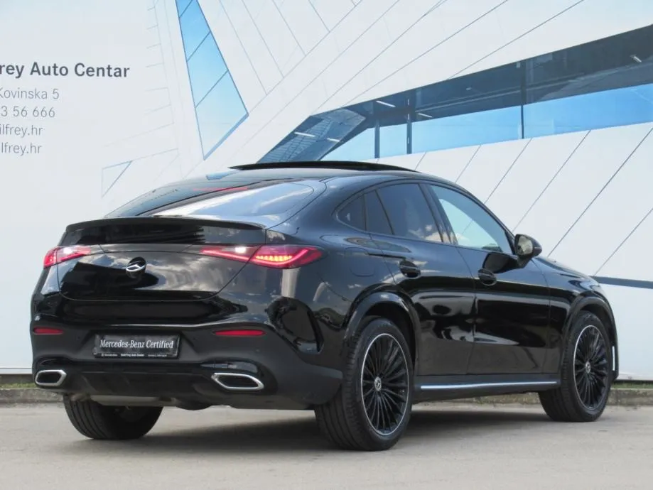 mercedes-benz glc 300 d 4m coupe amg line - slika 6