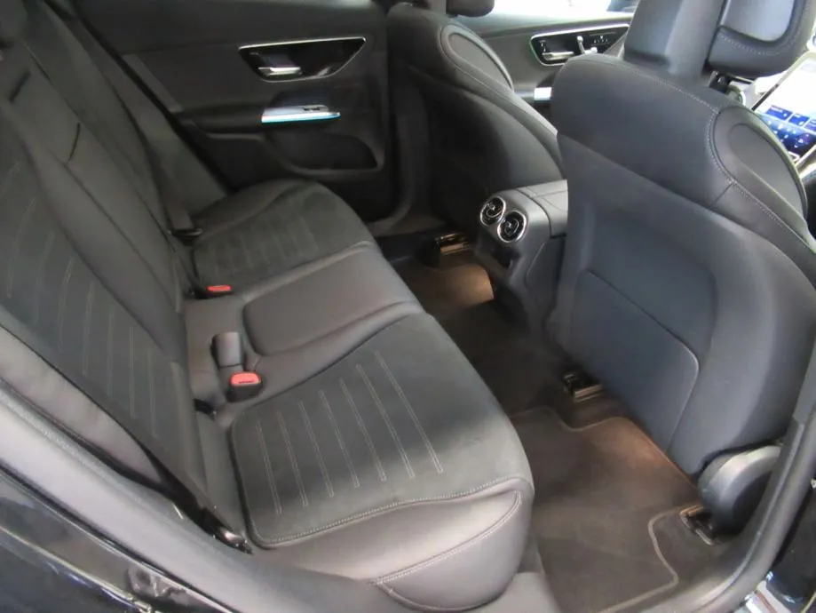 mercedes-benz glc 300 d 4m coupe amg line - slika 12