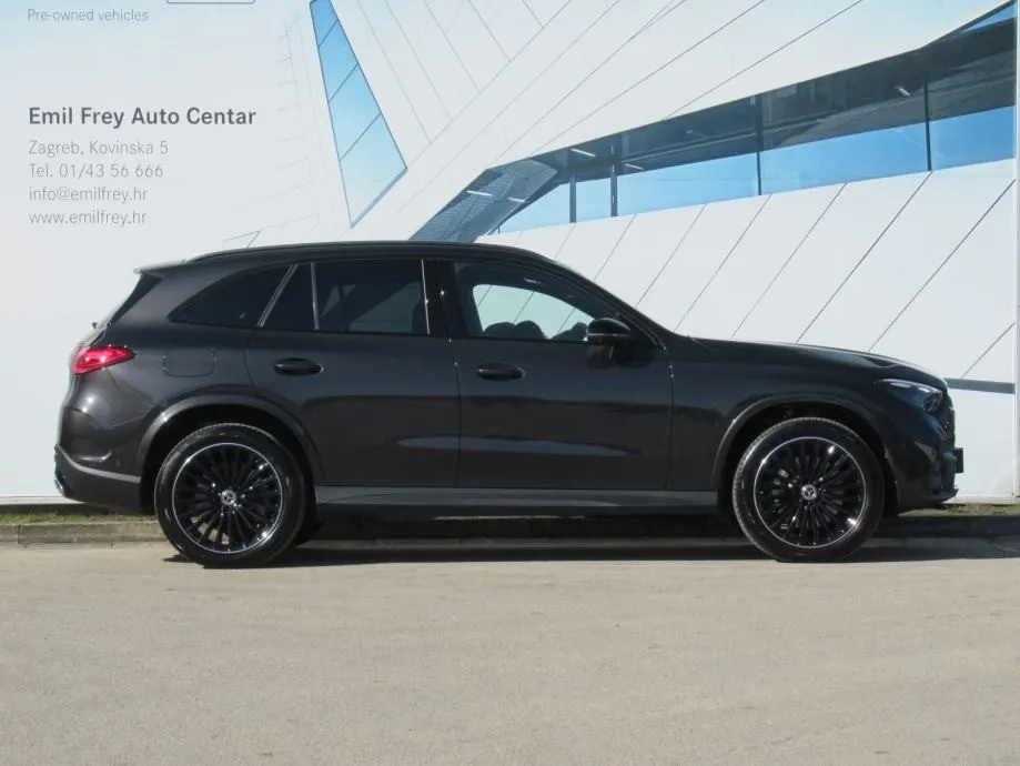 mercedes-benz glc 300 de 4m amg line/digital/memo/kuka/night/360°/20" - slika 17