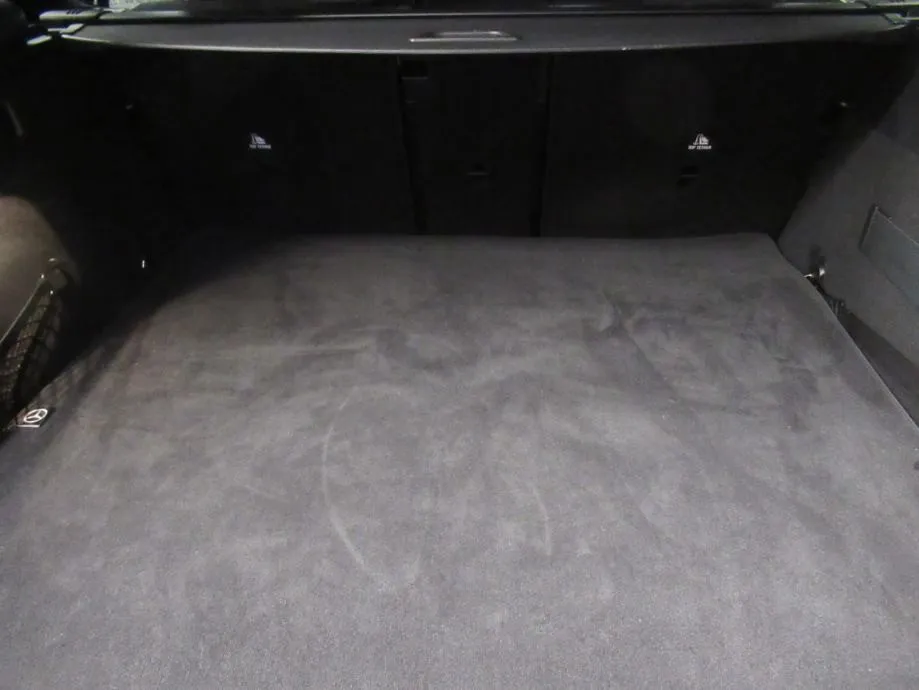 mercedes-benz glc 300 de 4m amg line/digital/memo/kuka/night/360°/20" - slika 7
