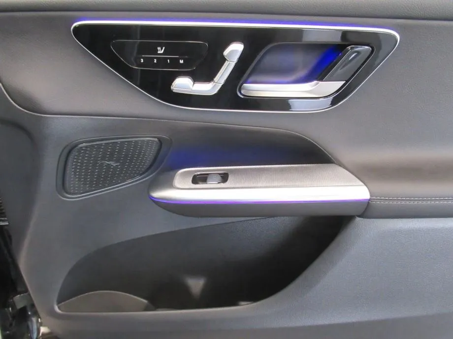 mercedes-benz glc 300 de 4m coupé avantgarde/memory/kam 360°/distronic - slika 11