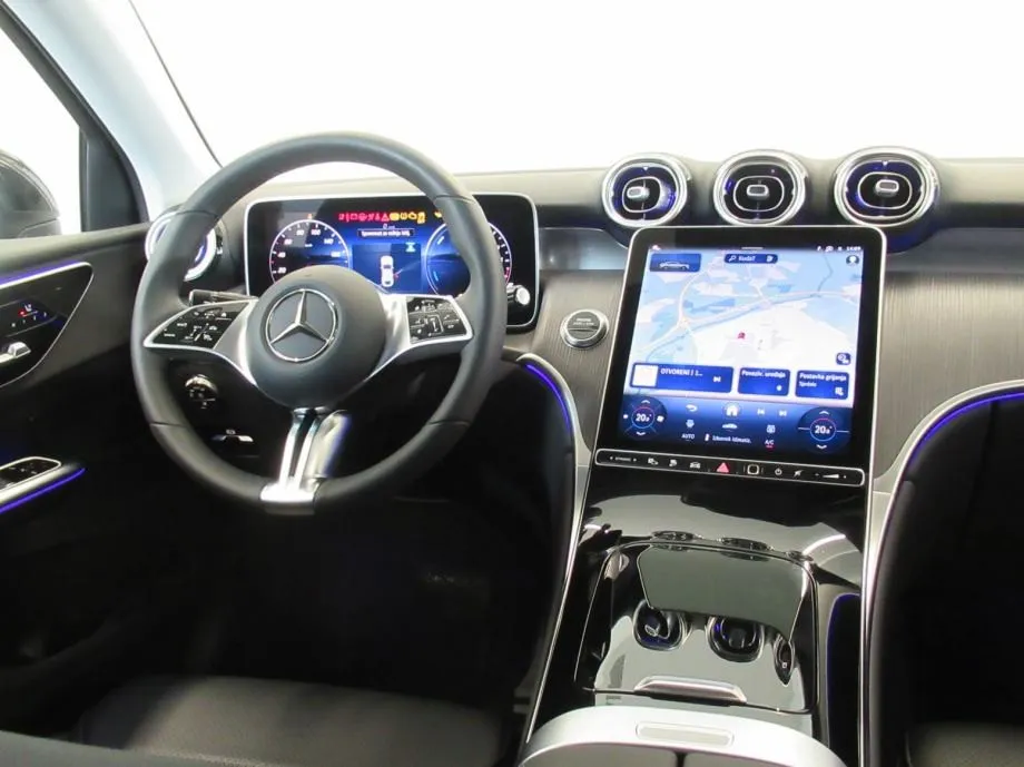mercedes-benz glc 300 de 4m coupé avantgarde/memory/kam 360°/distronic - slika 13