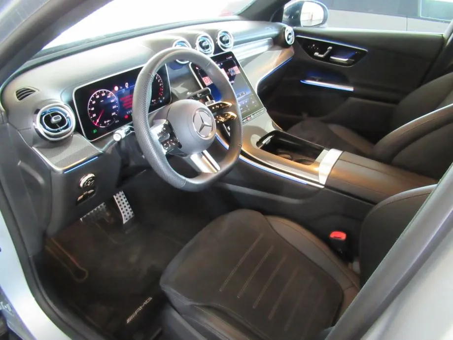 mercedes-benz glc 300 de 4m coupe amg line - slika 17