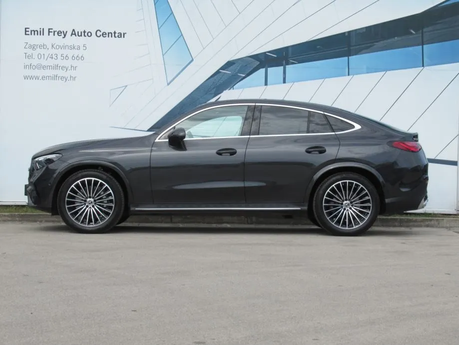 mercedes-benz glc 220 d 4m coupé amg/digital/pano/memory/360°/burm/20" - slika 9