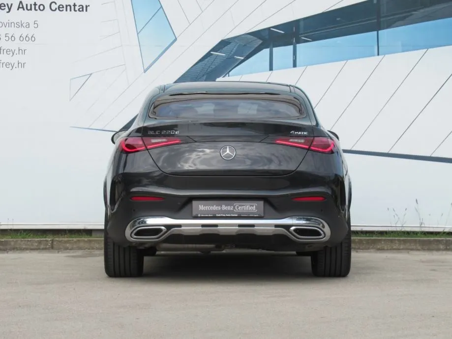 mercedes-benz glc 220 d 4m coupé amg/digital/pano/memory/360°/burm/20" - slika 4