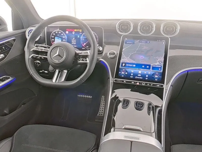 mercedes-benz glc 220 d 4matic coupe amg line - slika 6