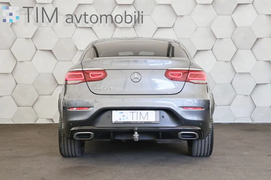 mercedes-benz glc coupe 220d 4-matic 9g-tronic amg line automatik - slika 6
