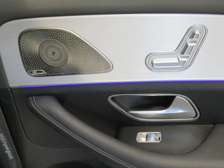 mercedes-benz gle 350 de 4matic amg line - slika 12