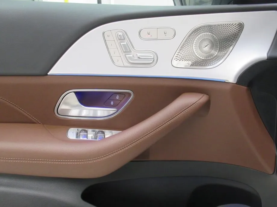 mercedes-benz gle 350 de 4m amg/pano/burmester/memo/kuka/distronic/20' - slika 16