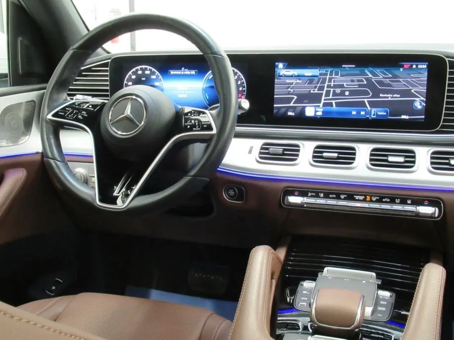 mercedes-benz gle 350 de 4m amg/pano/burmester/memo/kuka/distronic/20' - slika 15