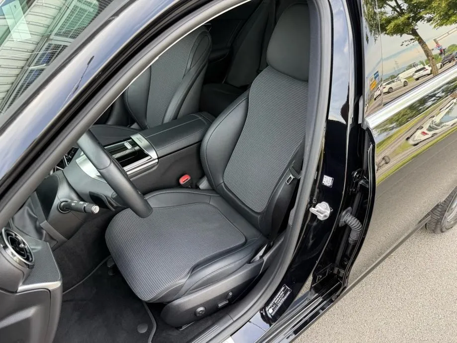 mercedes c220d automatik °widescreen°koža°kamera°leasing bez učešća - slika 19