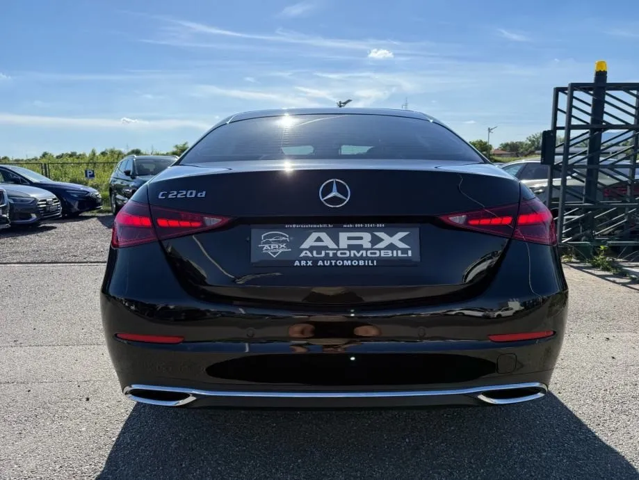 mercedes c220d automatik °widescreen°koža°kamera°leasing bez učešća - slika 7