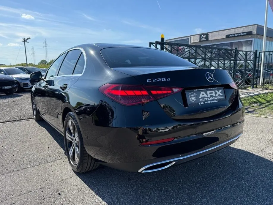 mercedes c220d automatik °widescreen°koža°kamera°leasing bez učešća - slika 8
