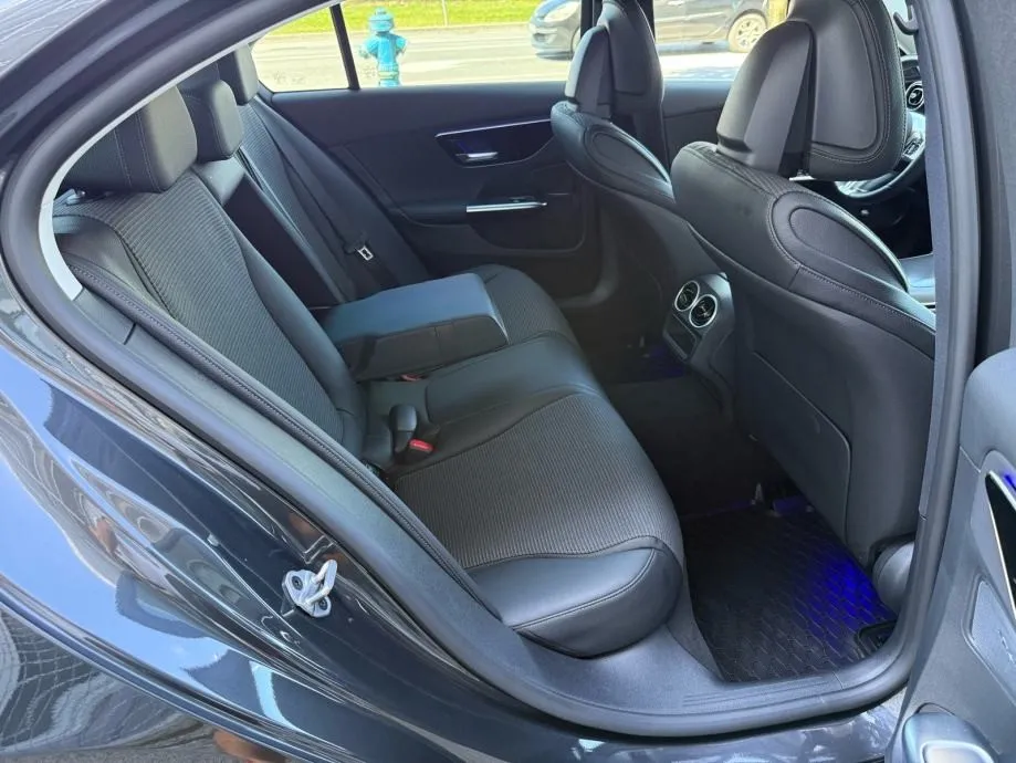 mercedes c220d automatik °widescreen°koža°kamera°leasing bez učešća - slika 23