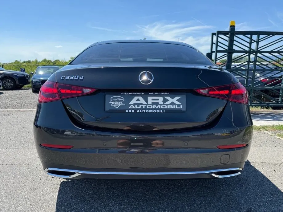 mercedes c220d automatik °widescreen°koža°kamera°leasing bez učešća - slika 7