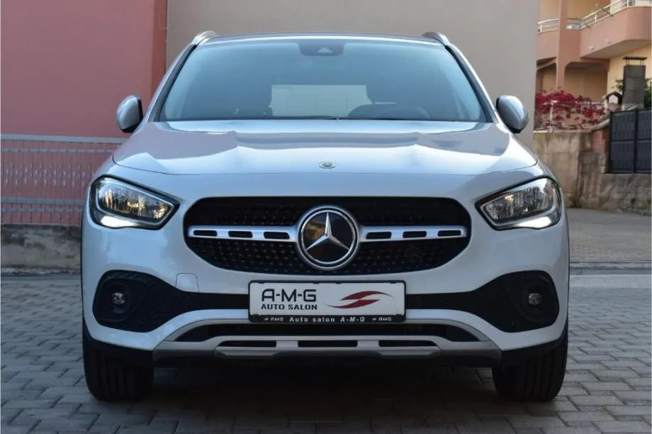 mercedes gla 180d 2.0 automatik business -f1,dab,kamera -novi model - slika 2