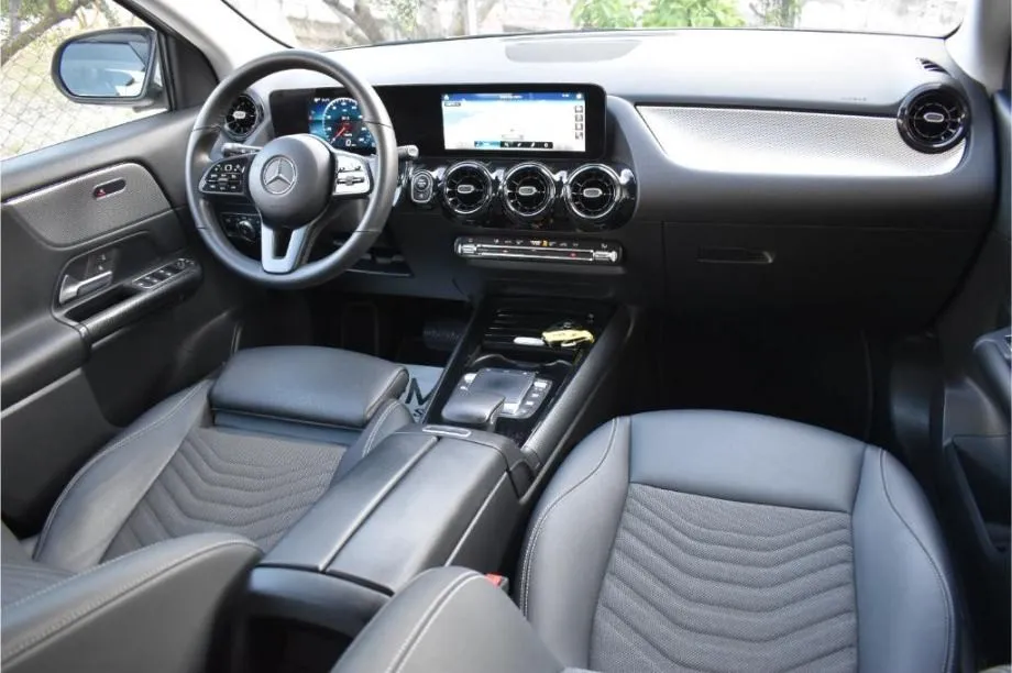 mercedes gla 180d 2.0 automatik business -f1,dab,kamera -novi model - slika 12