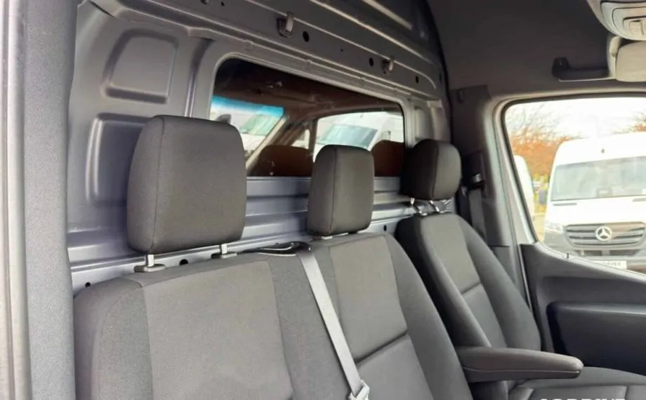 mercedes sprinter 317 cdi maxi automatic – novi model, 2024 god. - slika 23