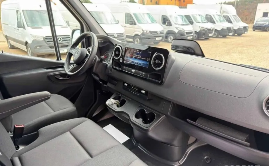 mercedes sprinter 317 cdi maxi automatic – novi model, 2024 god. - slika 24