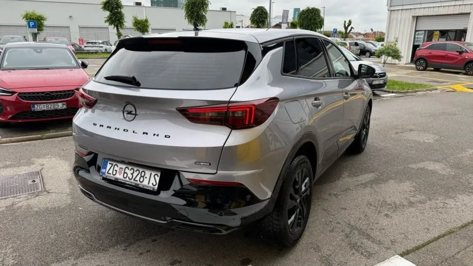opel grandland gs aut. mhev 1.2 turbo 96kw - 7 godina garancije! - slika 8
