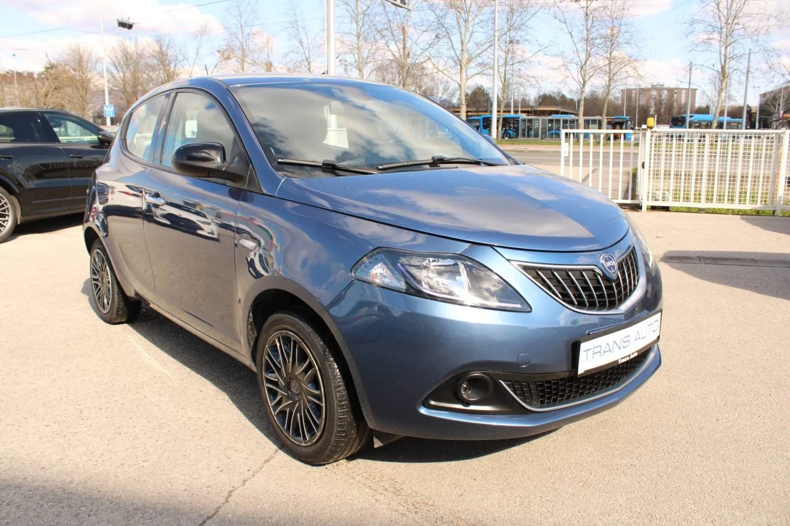 lancia y 1.0 hybrid - slika 5