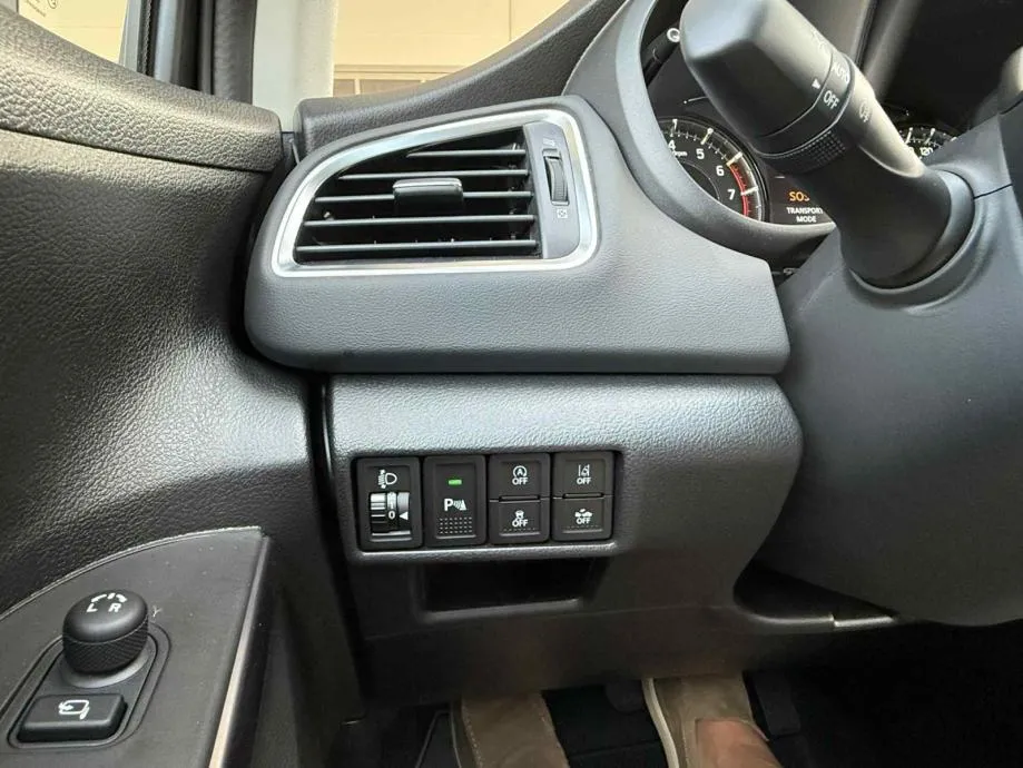 s-cross 1,4 hyb automatik glx elegance 2wd - dostupno odmah!!! - slika 13