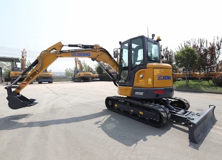novi mini bager xcmg 5 t - slika 2