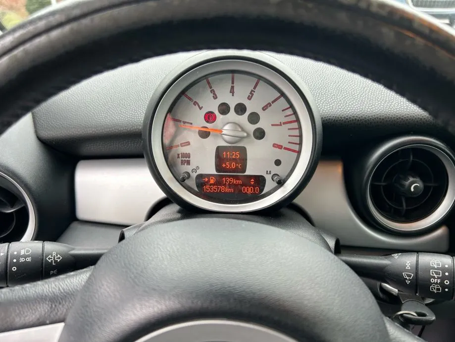 mini one 1,4 benzin + plin (lpg) 2010.,klima, servisna, alu... - slika 13
