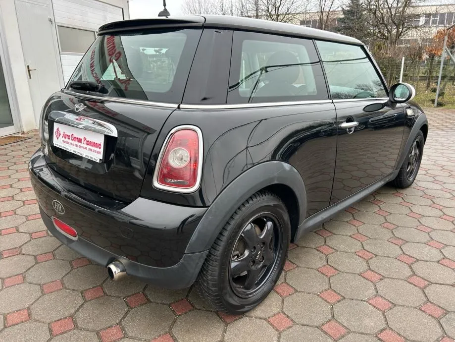 mini one 1,4 benzin + plin (lpg) 2010.,klima, servisna, alu... - slika 7