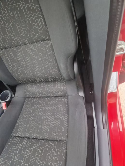 mitsubishi colt 1.1 clartec invite klima - slika 7