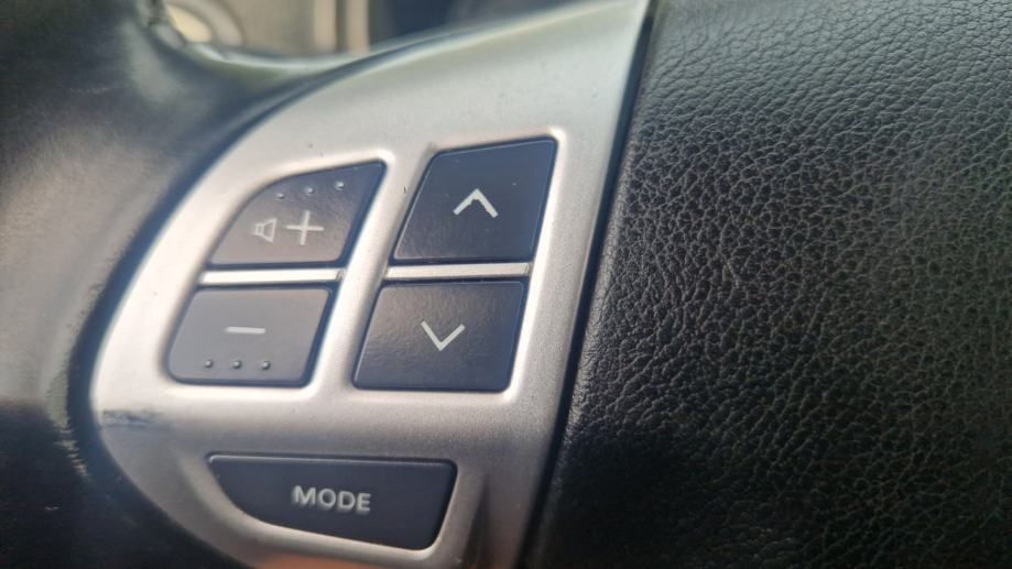 mitsubishi colt 1,3 motion plus - slika 12