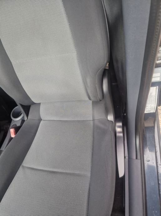 mitsubishi colt 1,3 pocinčan 1 lak servisiran kartice do 36 mj - slika 8