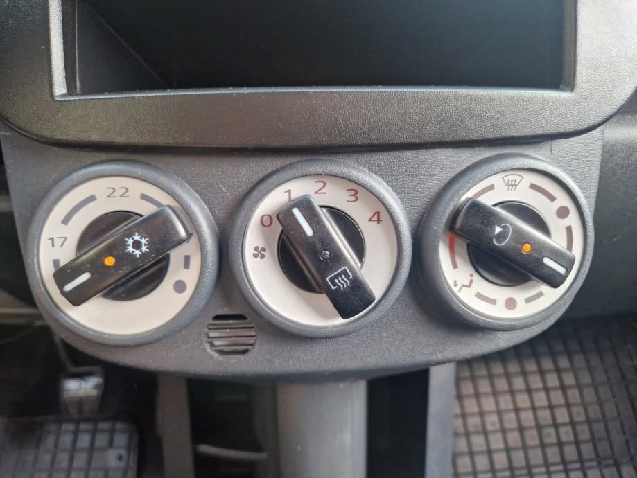mitsubishi colt 1,3 polar motion 35 jahre pocinčan kartice do 36 mj - slika 11