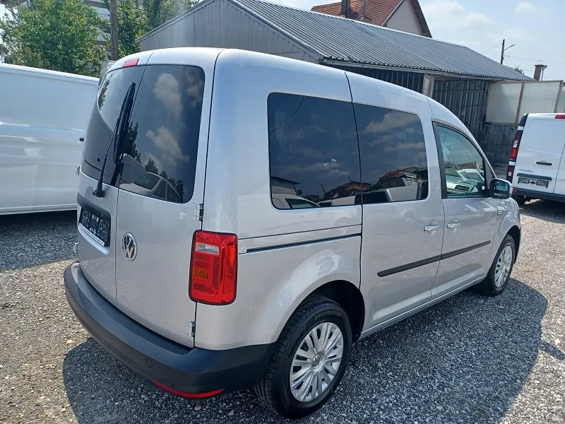 volkswagen caddy 2.0 tdi*n1-teretni*5sjedala*klima*tempomat* - slika 6