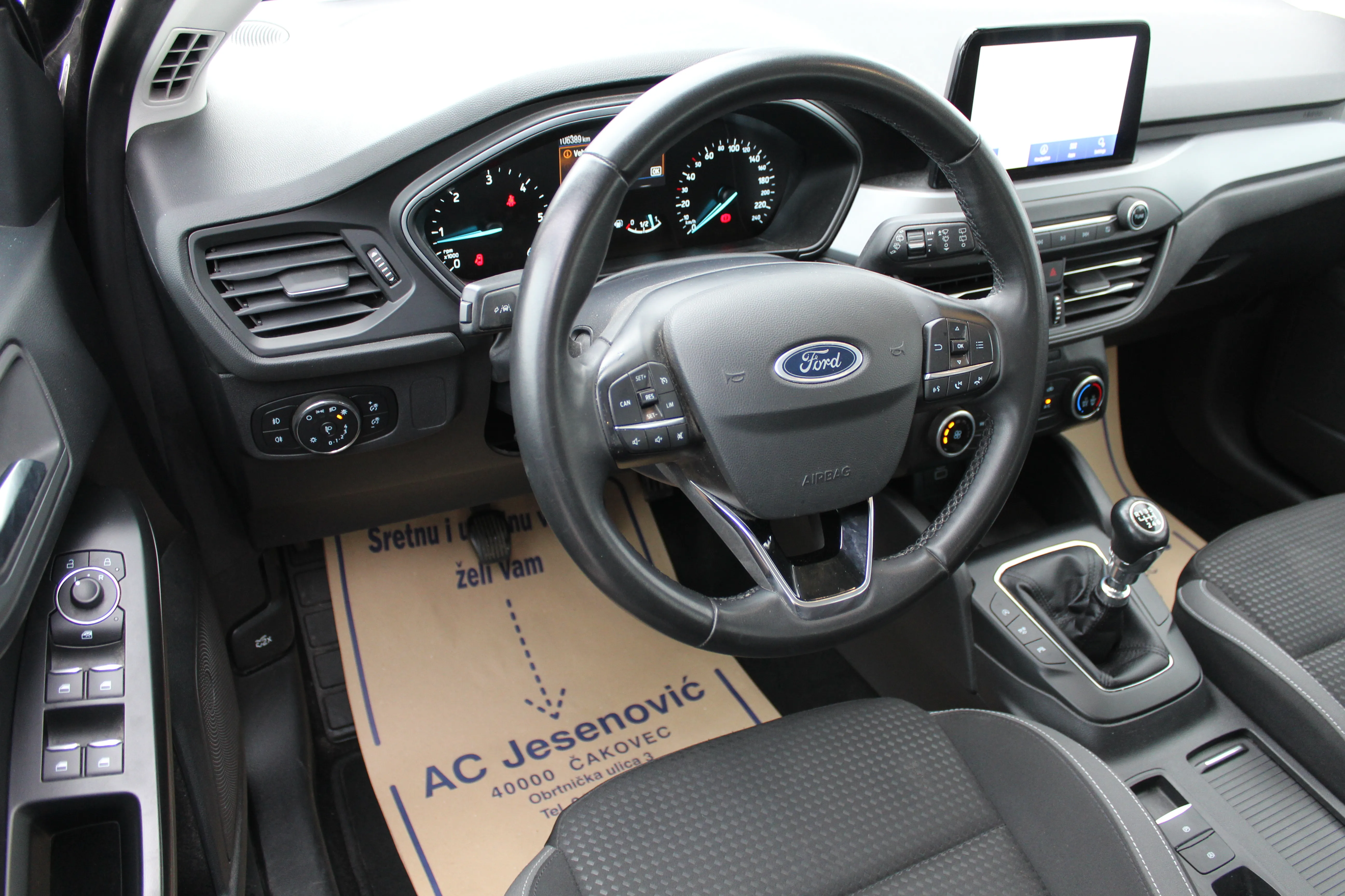 13060 ford focus karavan 1,5 ecoblue connected - slika 8