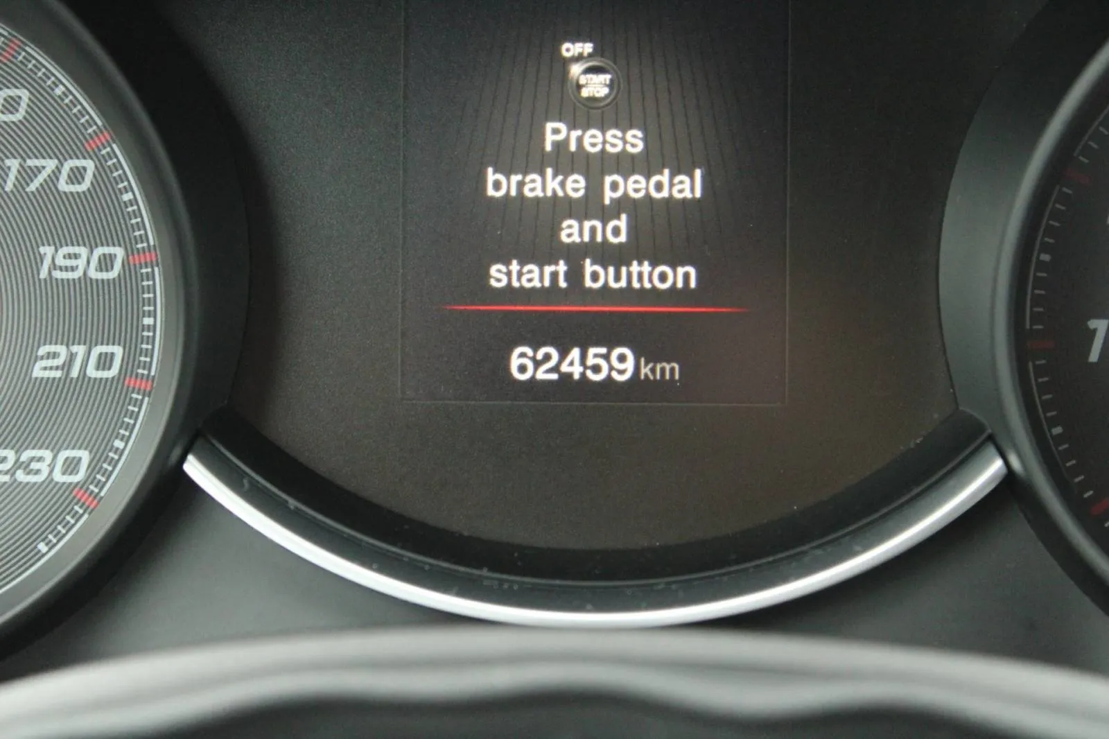 fiat 500x 1.3 gse 150ks sport automatik *led,navigacija,kamera* - slika 24