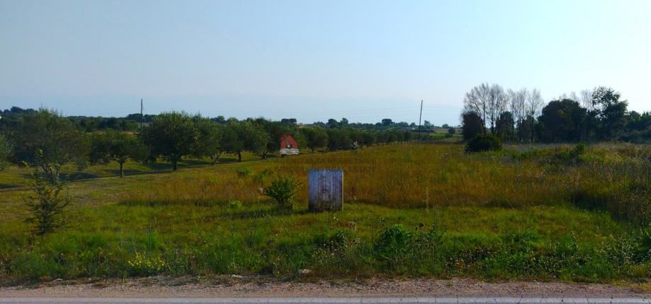 ZEMUNIK DONJI - Građevinsko zemljište 3223m2
