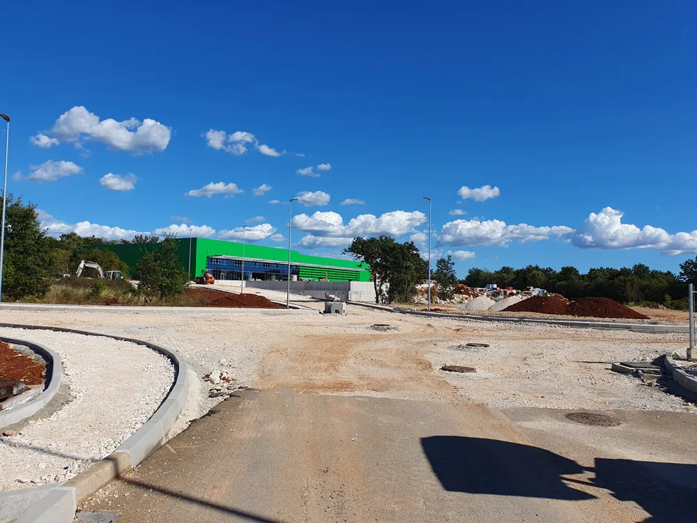 poreč – buići, gosopodarska zona , 6700 m2, z-641 - slika 2
