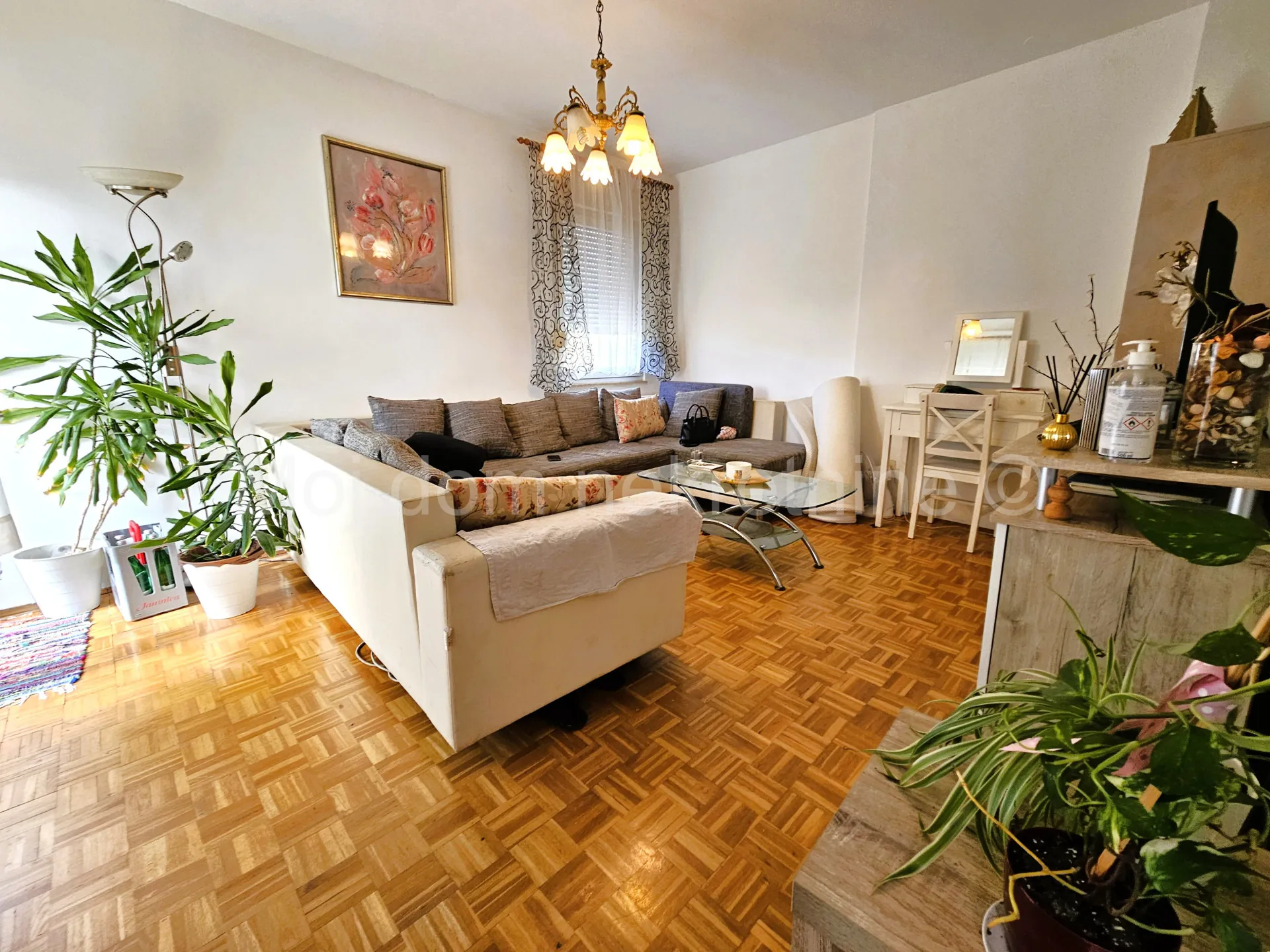špansko, prostran 4soban stan, loggia, lift, 1.kat, 106,31m2 - slika 2