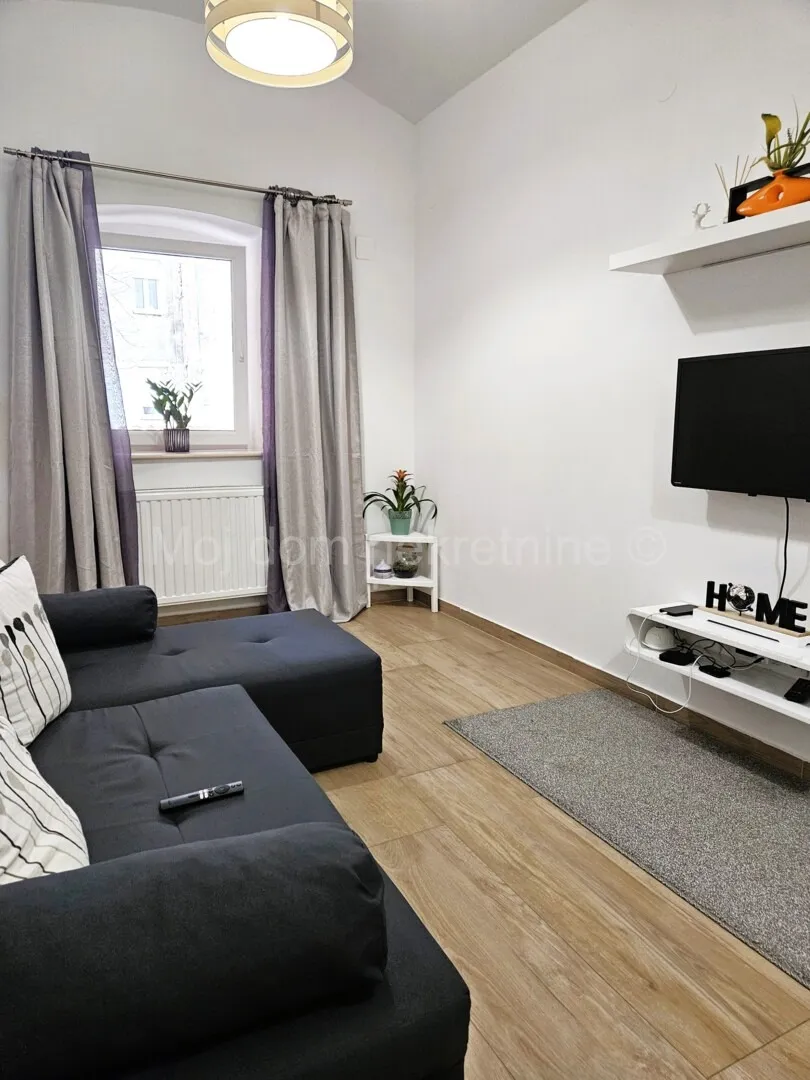 centar, palmotićeva, lijep 2 soban stan s izlazom na terasu, 47m2 - slika 2