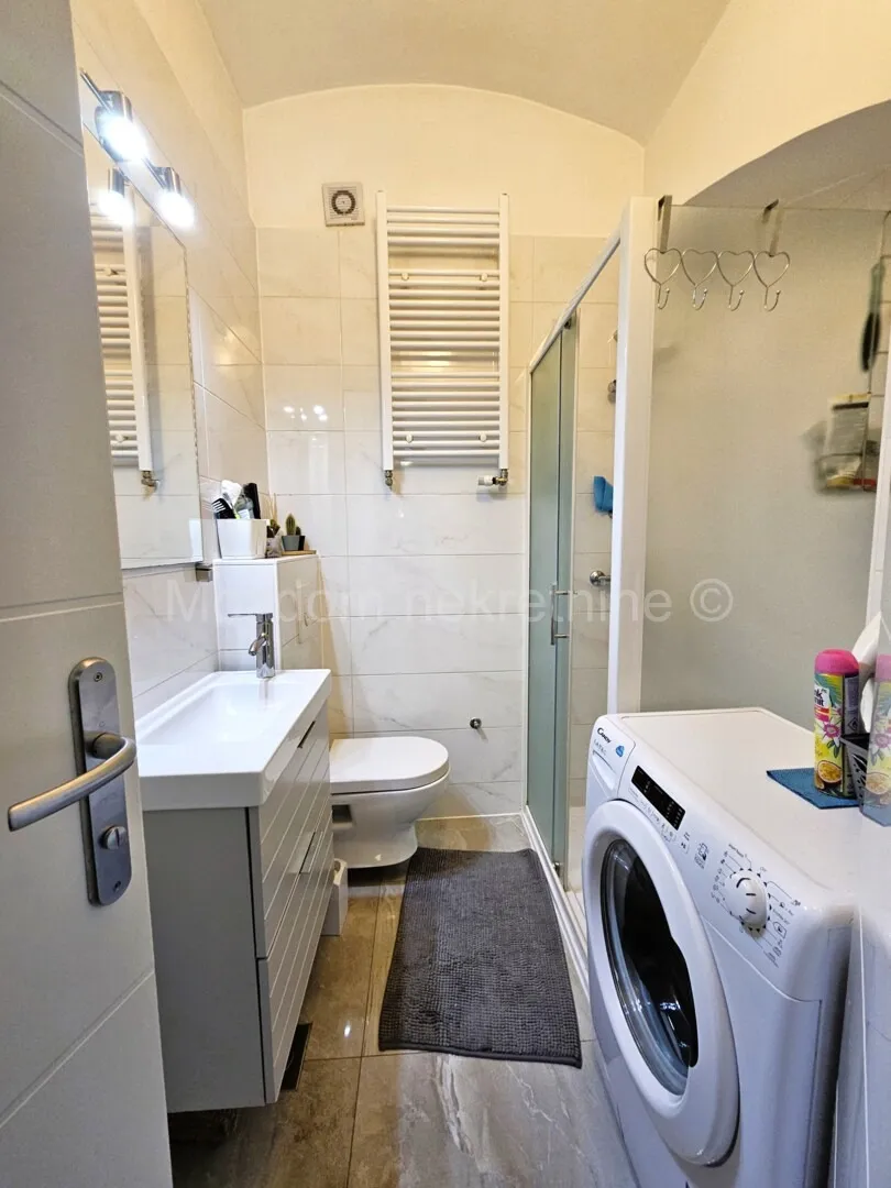 centar, palmotićeva, lijep 2 soban stan s izlazom na terasu, 47m2 - slika 5