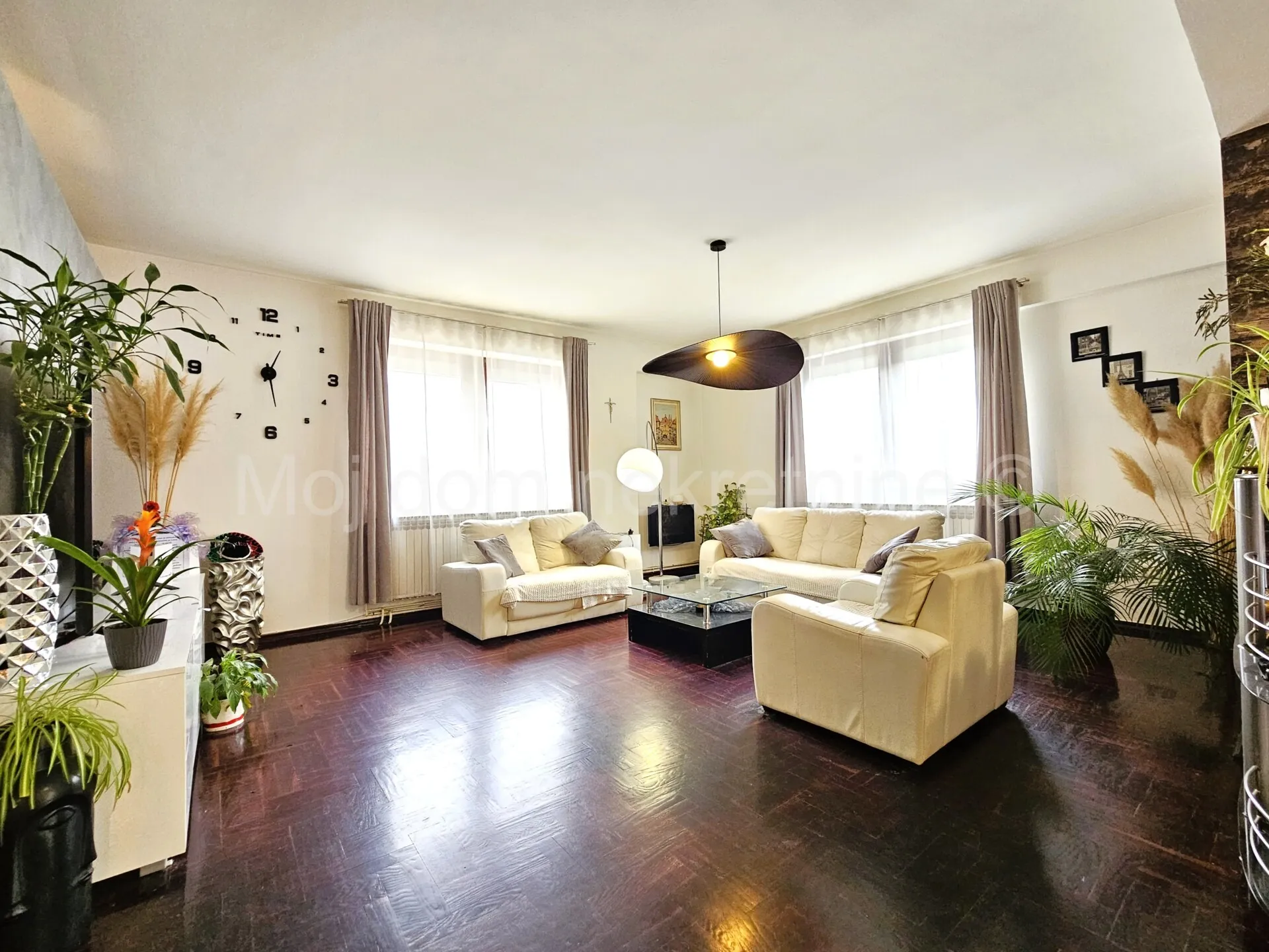 Stenjevec, Samoborska, 4-soban stan s loggiom i PM, NKP 126.35m2 - Zagreb