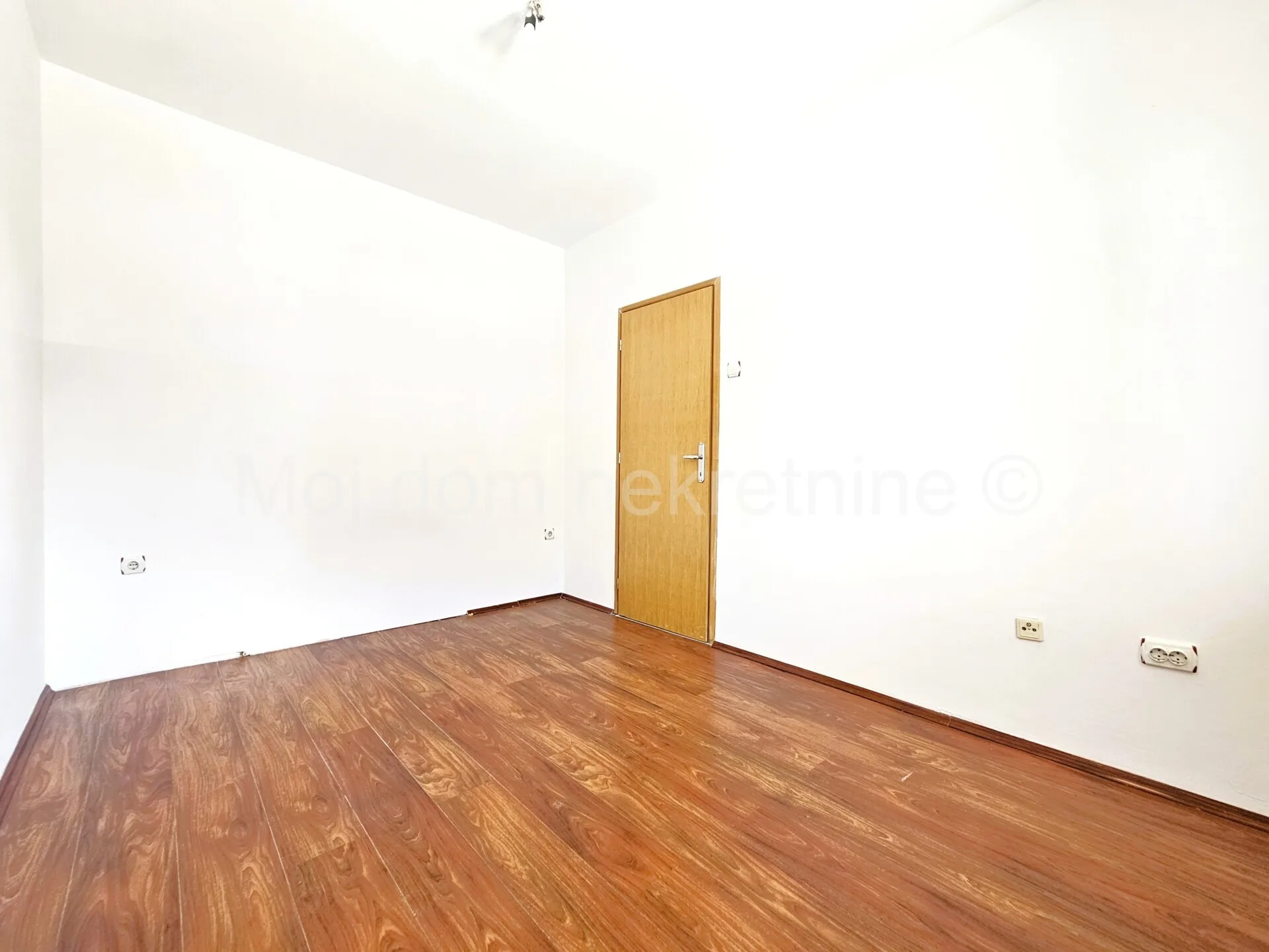dugo selo, kuća s garažom i okućnicom od 446m2 - slika 21