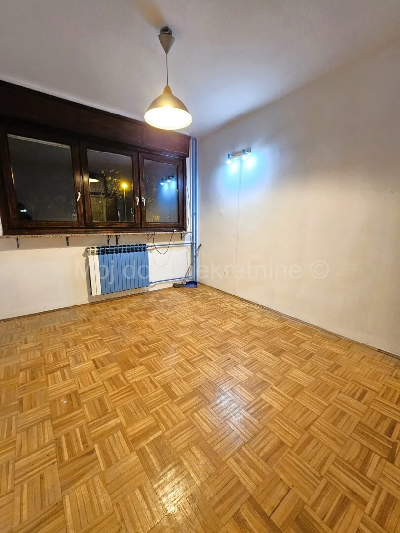 malešnica,i.b.mažuranić,lijep 3,5soban stan s loggiom,v.priz,85,49m2 - slika 11