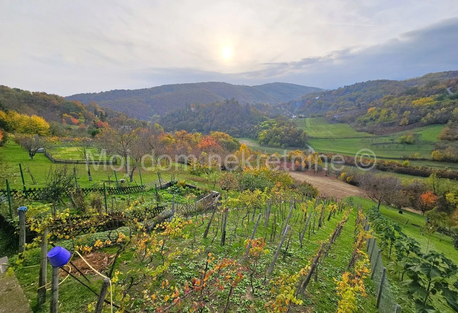 vugrovec, samostojeća kuća, 236.98m2, okućnica 2746m2 - slika 13