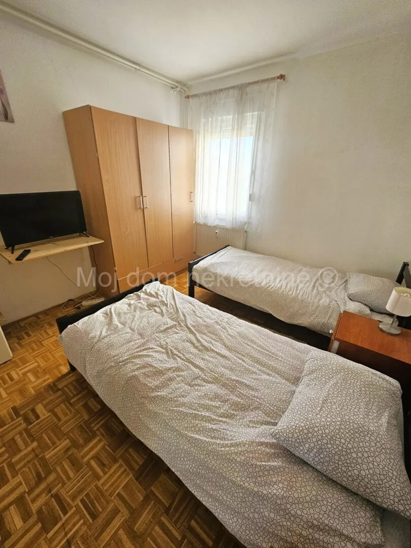 špansko, šoljanova, prostran, namješten 4soban stan, 1.kat, lift - slika 7