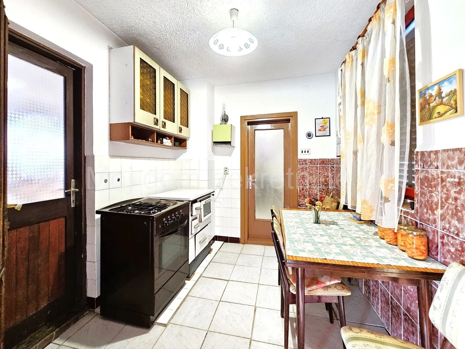 vugrovec, samostojeća kuća, 236.98m2, okućnica 2746m2 - slika 6