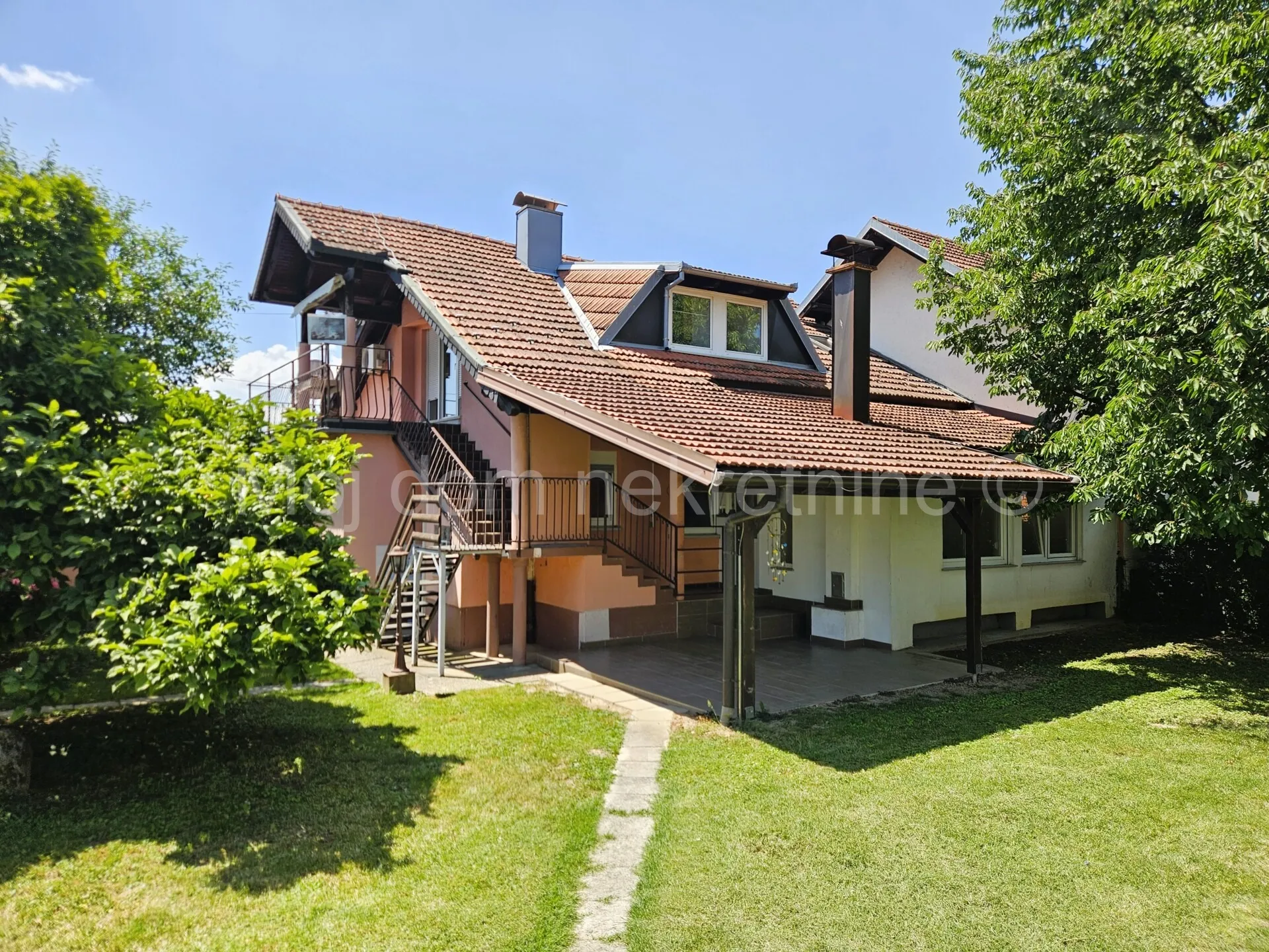 dugo selo, kuća s garažom i okućnicom od 446m2 - slika 2