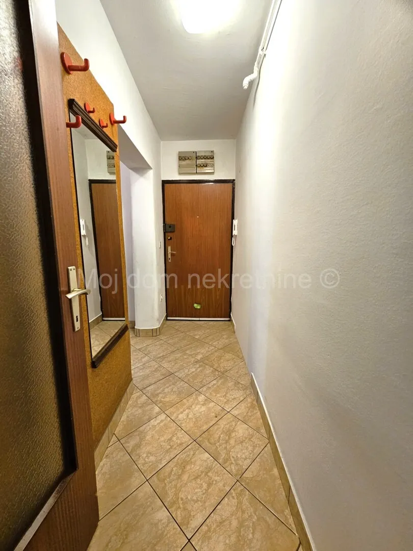 malešnica,i.b.mažuranić,lijep 3,5soban stan s loggiom,v.priz,85,49m2 - slika 17