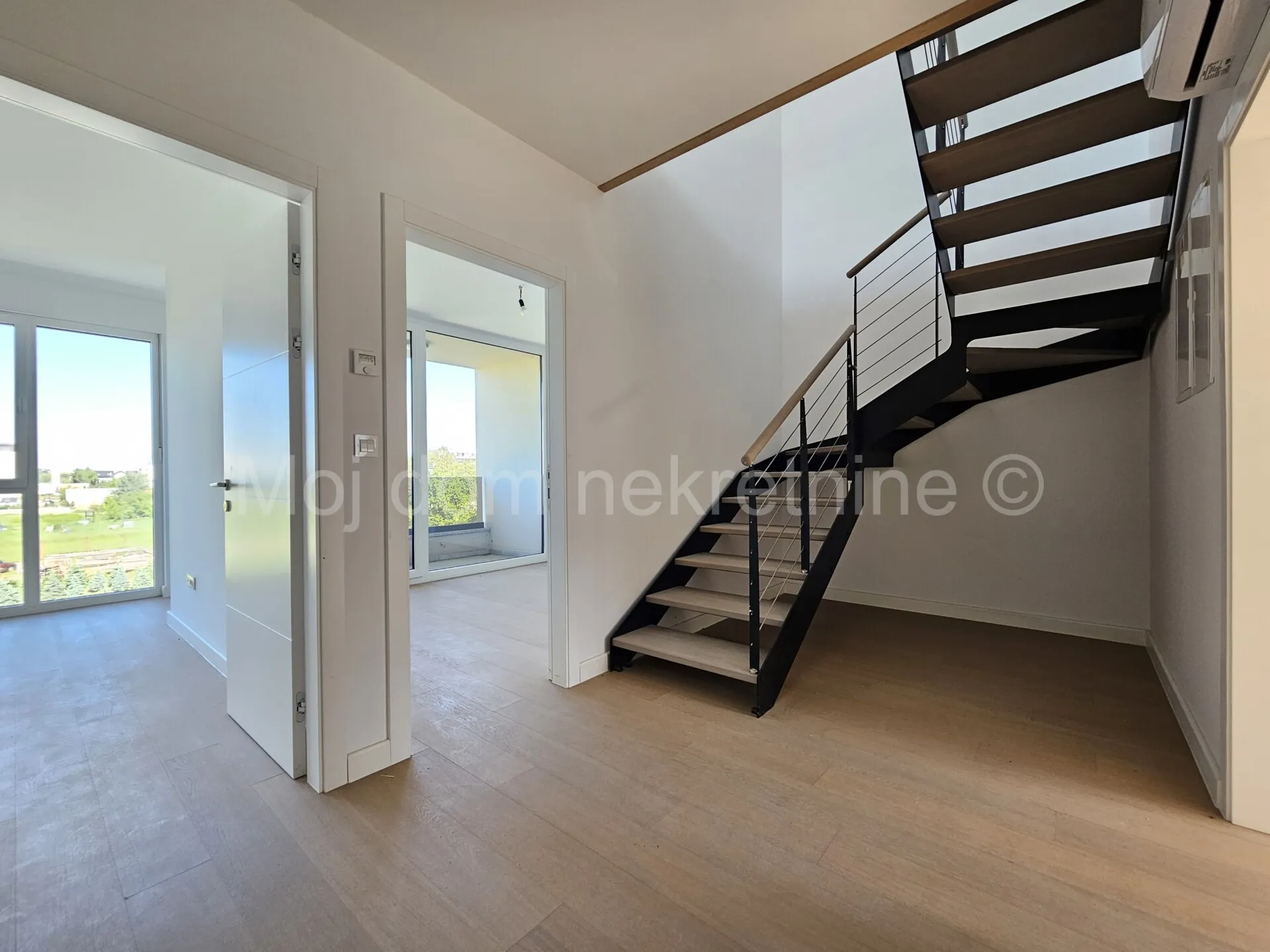 velika gorica, kurilovec, luksuzni dvoetažni penthouse, gpm, nkp 155m2 - slika 10